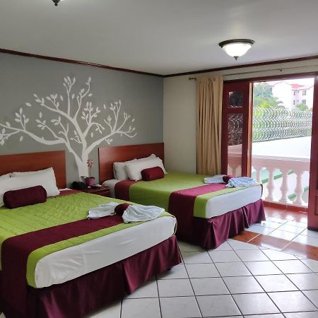 Hotel Fotherhouse San Salvador Exteriér fotografie