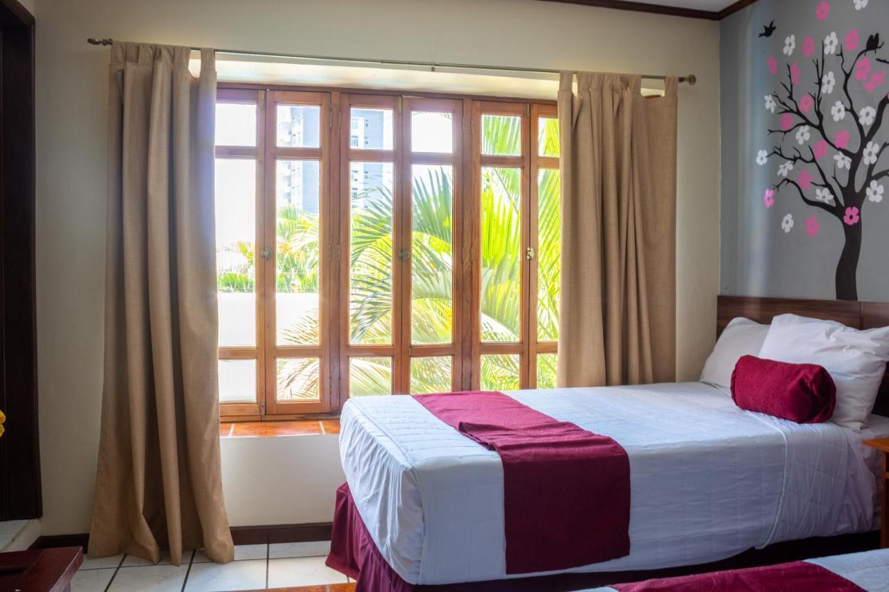 Hotel Fotherhouse San Salvador Exteriér fotografie