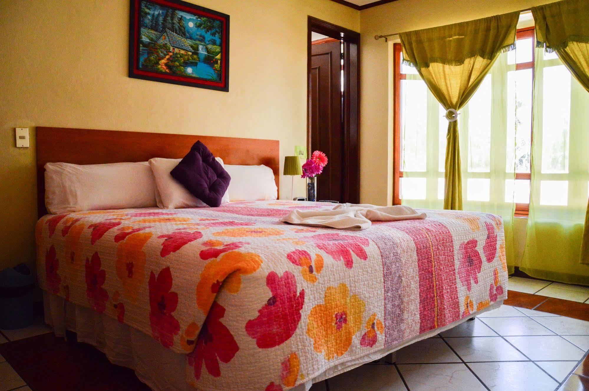 Hotel Fotherhouse San Salvador Exteriér fotografie